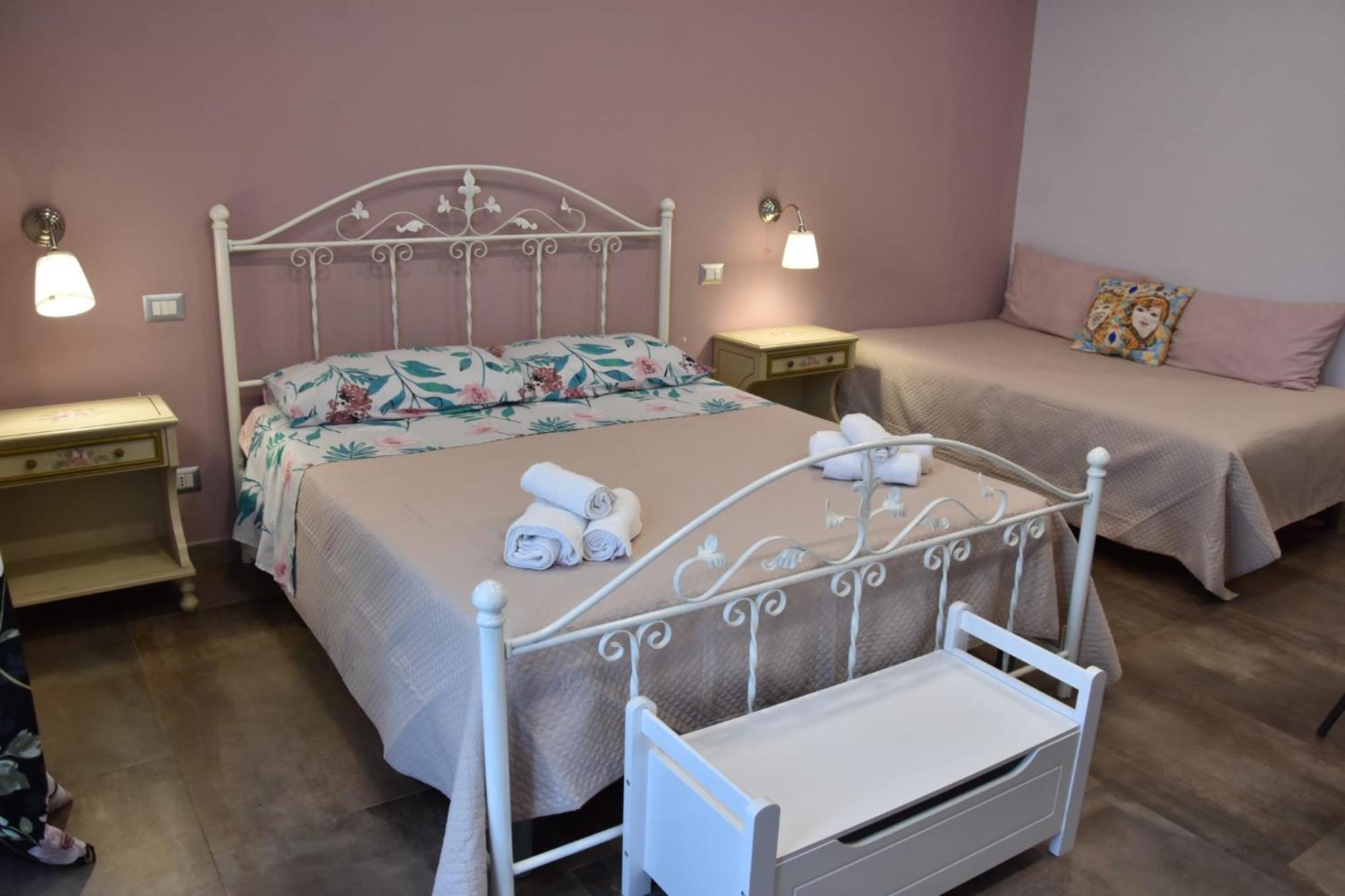 Taorbay Bed and Breakfast Giardini Naxos Eksteriør billede
